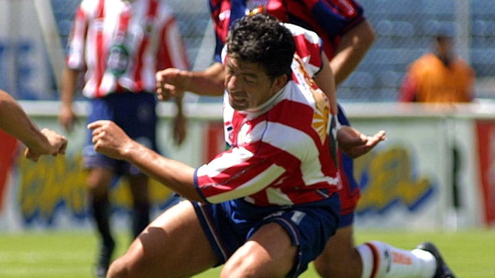 Alberto Coyote, Roberto Medina